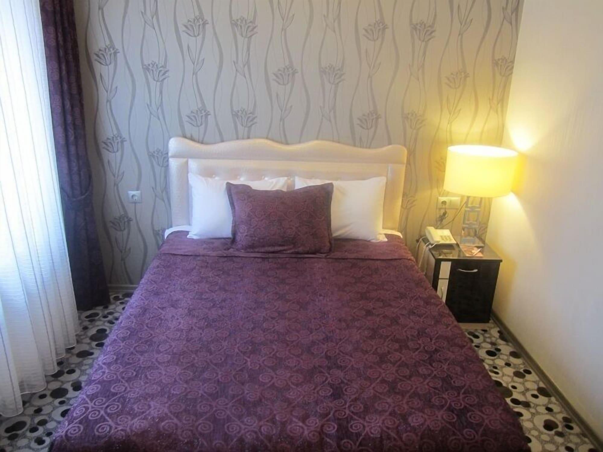 Risiss Hotel 2*