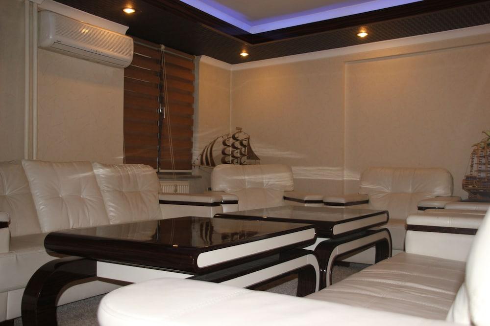 Hotel Risiss 2*